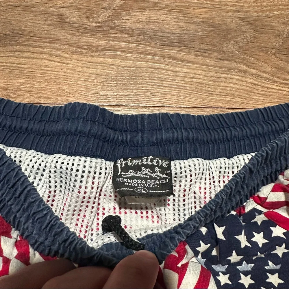 Primitive Prints Hermosa Beach Vintage American Flag Swim/Board Shorts Size XL‎